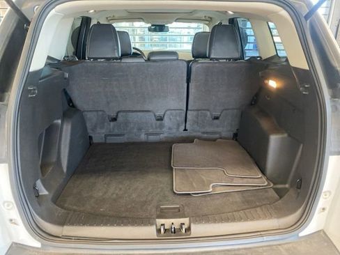 Used 2018 Ford Escape SE w/ SE Sport Appearance Package FWD image 9