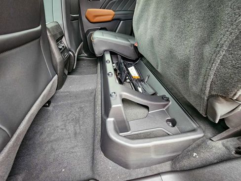 New 2026 GMC Canyon AT4 w/ Technology Plus Package image 32