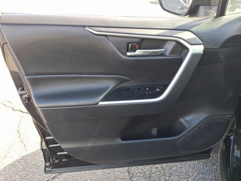 Certified 2021 Toyota RAV4 XLE image 13