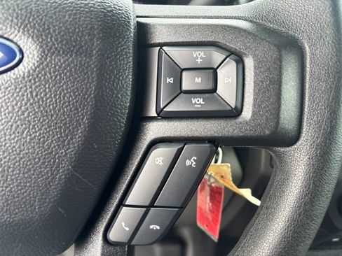Used 2021 Ford F550 4x4 Regular Cab Super Duty w/ Power Equipment Group image 17
