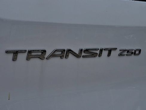 Used 2025 Ford Transit 250 Low Roof w/ Exterior Upgrade Package RWD image 32