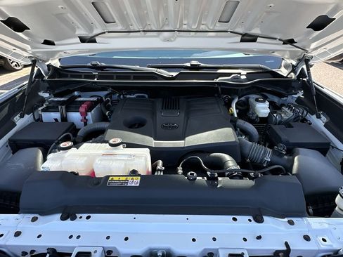 Used 2022 Toyota Tundra SR w/ SR Tow Package RWD image 34