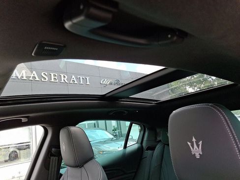 Used 2025 Maserati Grecale Modena AWD/4WD image 30