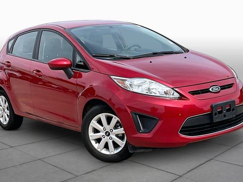 Used 2011 Ford Fiesta SE w/ 202A Rapid Spec Order Code FWD image 3