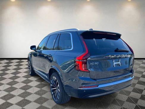 New 2026 Volvo XC90 B6 Plus w/ Protection Package Premier image 5