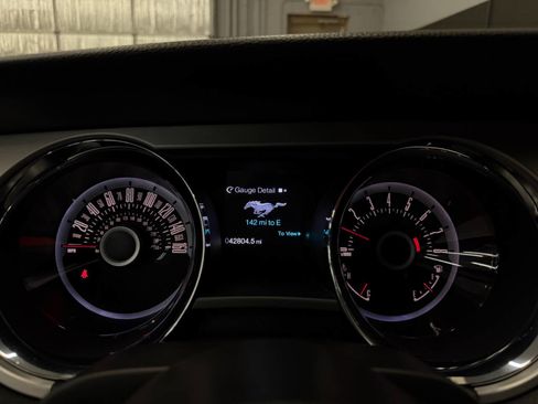 Used 2013 Ford Mustang GT Premium w/ Comfort Pkg image 26