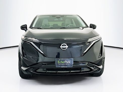 Used 2024 Nissan Ariya AWD image 2