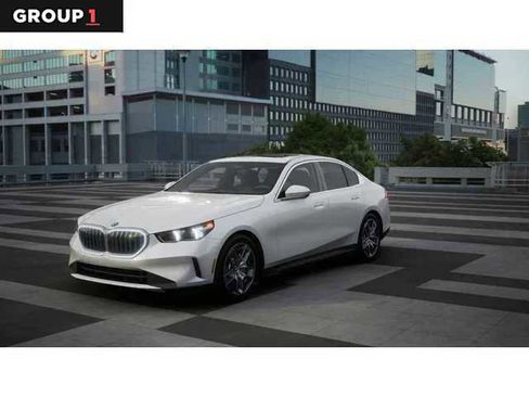 New 2026 BMW 530i xDrive AWD/4WD image 1