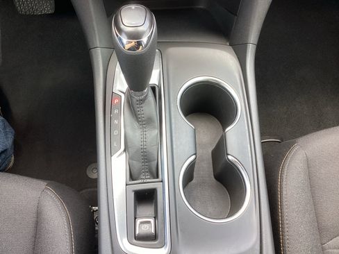 Used 2021 Chevrolet Equinox LT image 24