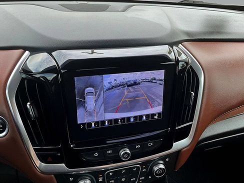 Used 2020 Chevrolet Traverse High Country w/ LPO, Floor Liner Package AWD/4WD image 15