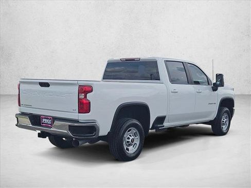 Used 2023 Chevrolet Silverado 2500 LT w/ Convenience Package image 5