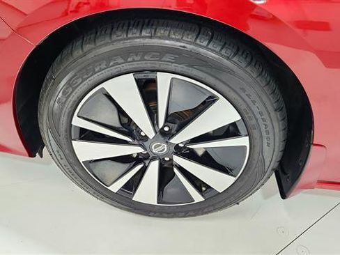 Used 2019 Nissan Altima 2.5 SV image 33