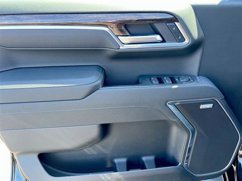 New 2026 GMC Sierra 1500 Elevation w/ Elevation Premium Package image 19