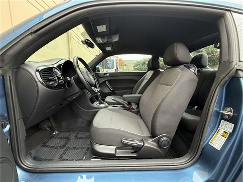 Used 2019 Volkswagen Beetle 2.0T S image 12
