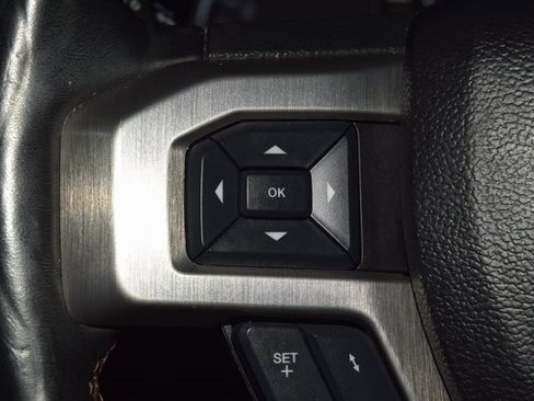 Used 2021 Ford F450 Platinum w/ FX4 Off-Road Package image 39