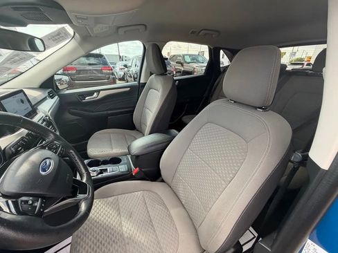 Used 2021 Ford Escape SE w/ Cold Weather Package AWD/4WD image 27