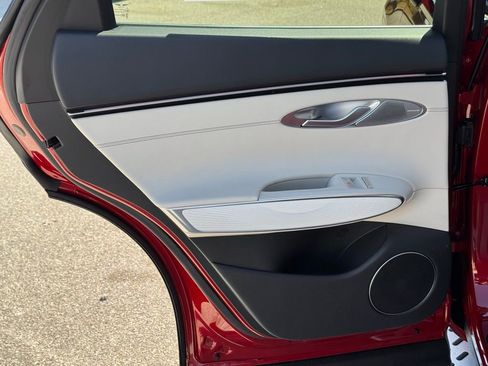 New 2026 Genesis GV70 2.5T Advanced image 22