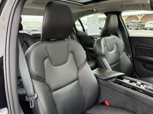 Used 2020 Volvo S60 T5 Momentum w/ Protection Package Premier image 26