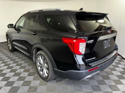 Used 2022 Ford Explorer Limited image 7