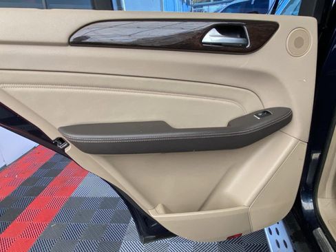 Used 2014 Mercedes-Benz ML 350 4MATIC image 17