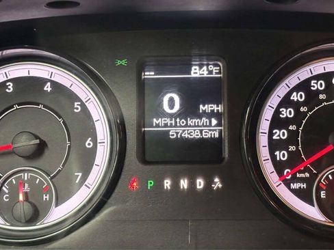 Used 2022 RAM 1500 Classic SLT w/ Protection Group AWD/4WD image 33