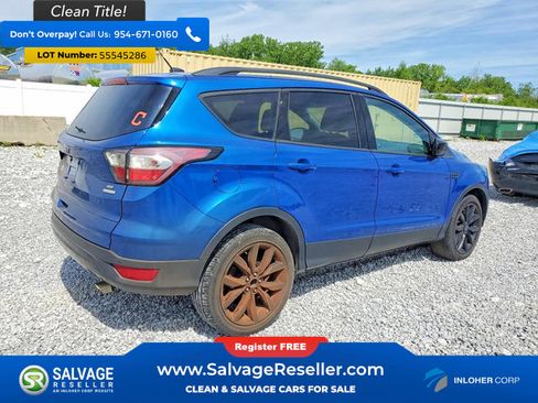 Used 2017 Ford Escape SE w/ Equipment Group 201A FWD image 4
