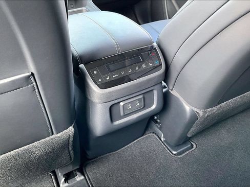 New 2027 INFINITI QX60 Luxe FWD image 36
