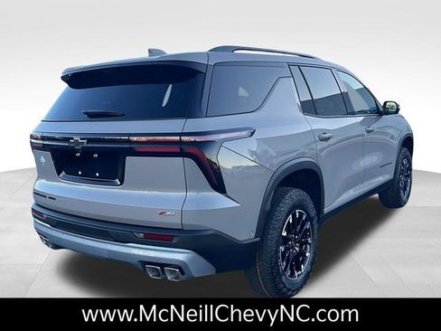 New 2026 Chevrolet Traverse Z71 w/ Enhanced Driving Package image 8