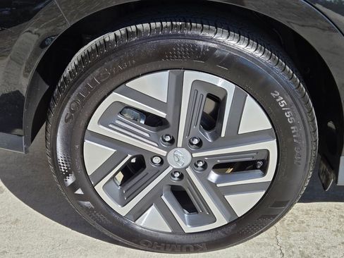 Used 2022 Hyundai Kona Limited image 8