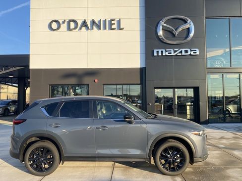 New 2025 MAZDA CX-5 Carbon Edition image 2