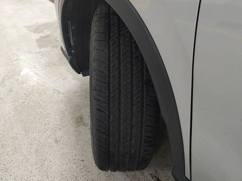 Used 2024 Honda CR-V EX-L image 37