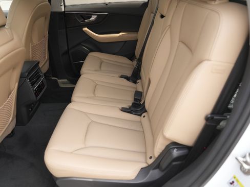 New 2025 Audi Q7 3.0T Premium Plus image 19