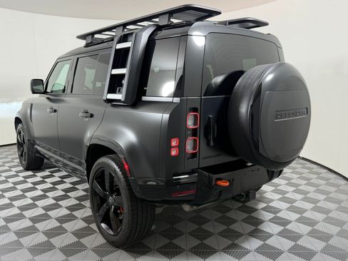 Used 2024 Land Rover Defender 110 X AWD/4WD image 3