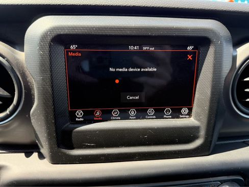 Used 2023 Jeep Wrangler Unlimited w/ Cold Weather Group AWD/4WD image 19