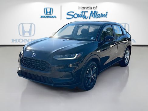 Certified 2023 Honda HR-V LX image 3