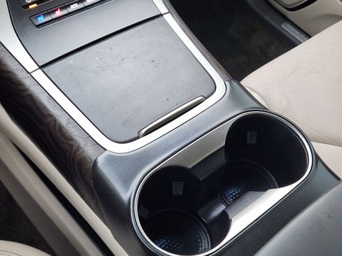 Used 2017 Lincoln MKX Reserve image 27