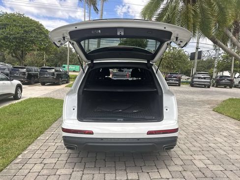 Used 2025 Audi Q7 2.0T Premium Plus w/ Premium Plus Package AWD/4WD image 28