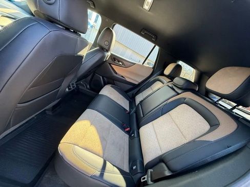 New 2026 Chevrolet Equinox ACTIV w/ Convenience Package III FWD image 17