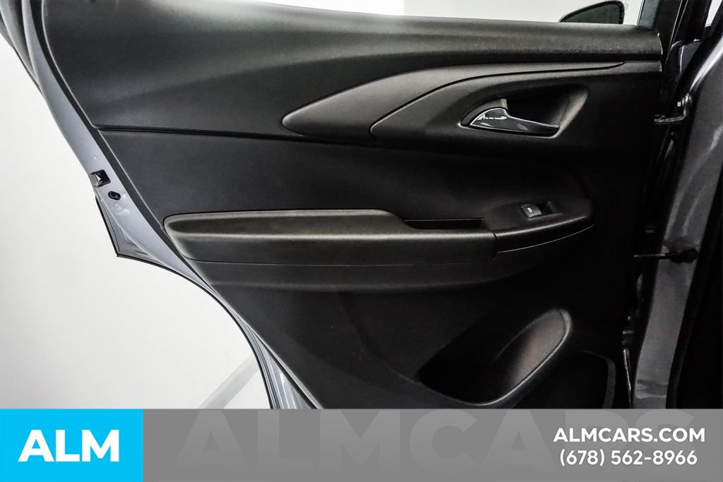 Used 2023 Chevrolet TrailBlazer LT FWD image 50