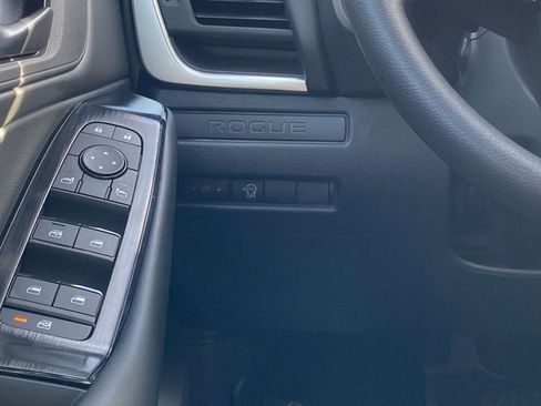 New 2026 Nissan Rogue S image 22