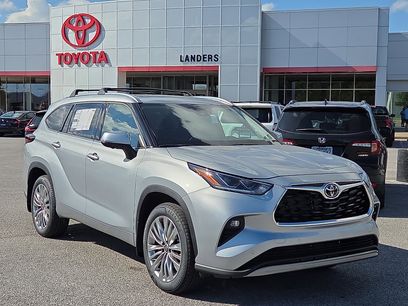 New 2025 Toyota Highlander Platinum