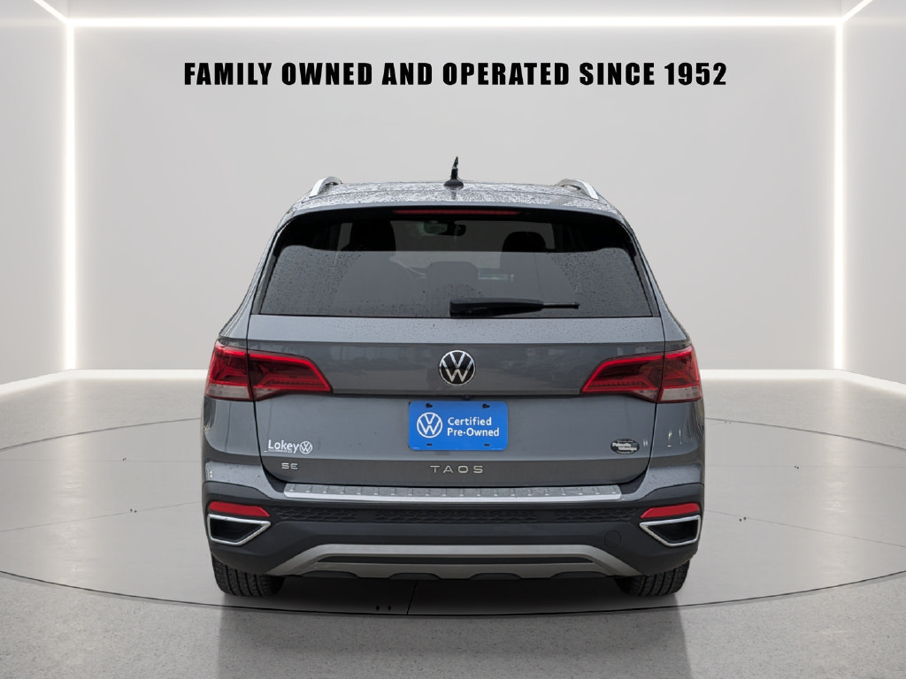 Certified 2023 Volkswagen Taos SE w/ Panoramic Sunroof Package FWD image 5