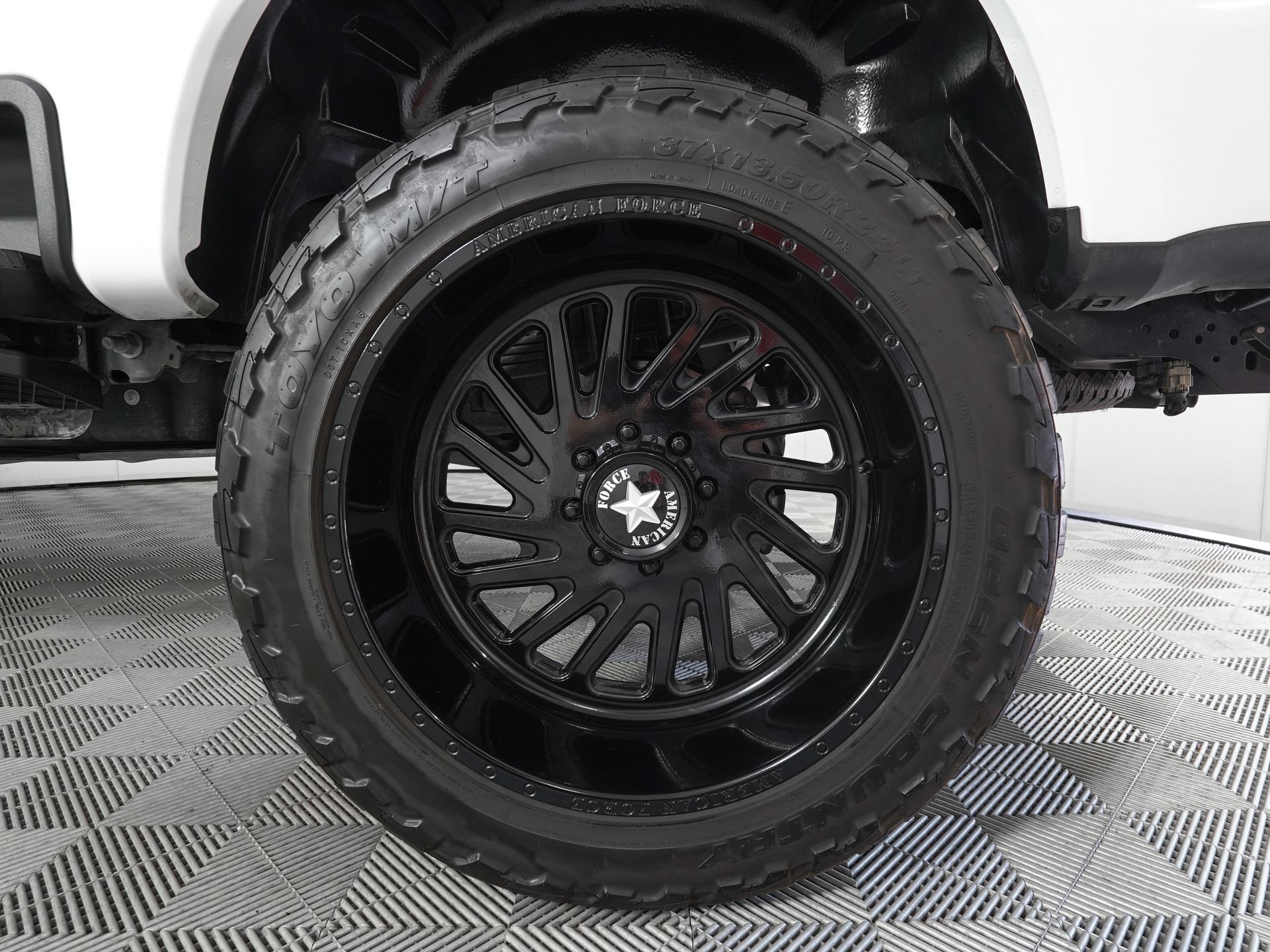 Used 2024 Ford F250 Platinum AWD/4WD image 33