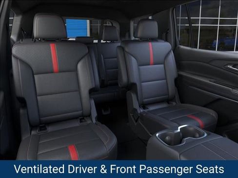 New 2026 Chevrolet Traverse RS image 19