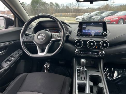 Used 2021 Nissan Sentra SV image 16