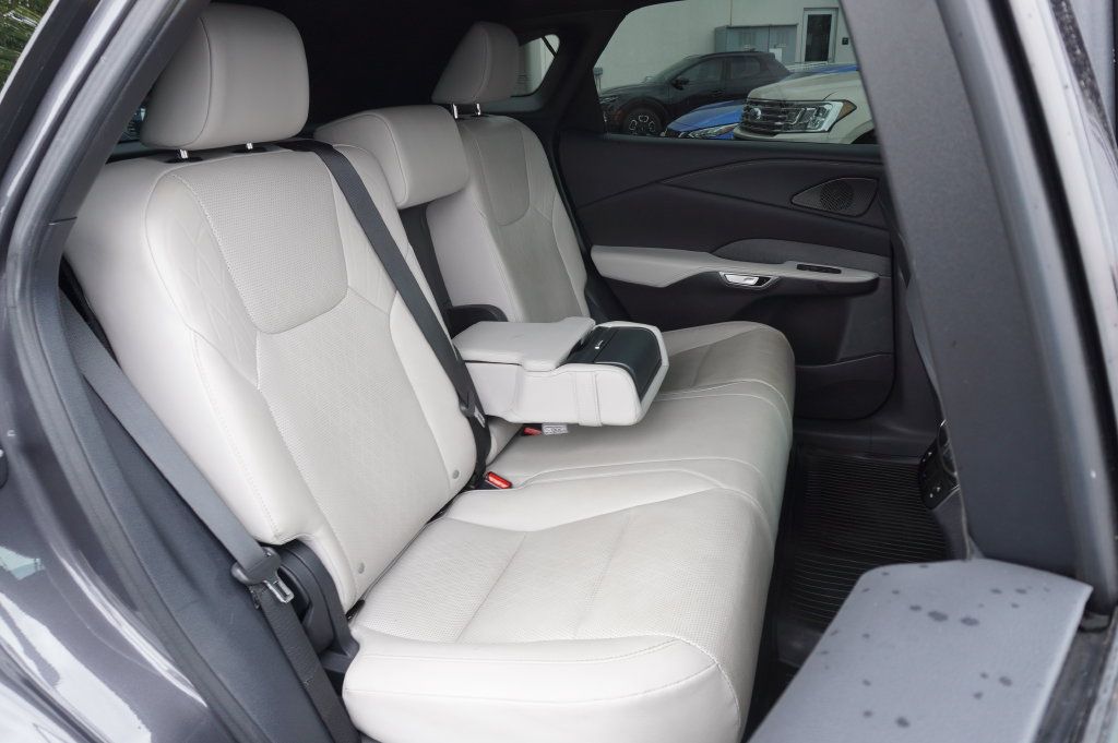 Used 2024 Lexus RX 350 Premium Plus w/ Convenience Package FWD image 9