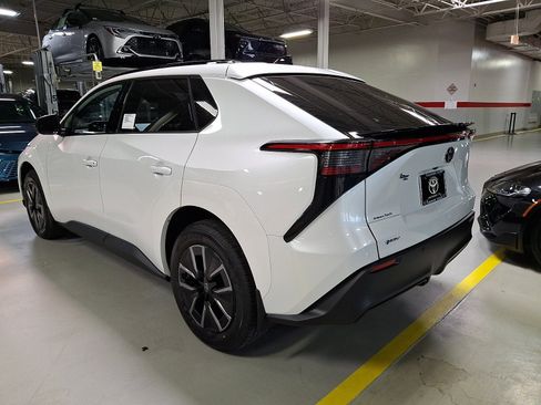 New 2026 Toyota bZ FWD image 3