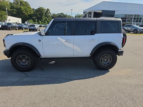 Used 2024 Ford Bronco Outer Banks AWD/4WD image 4