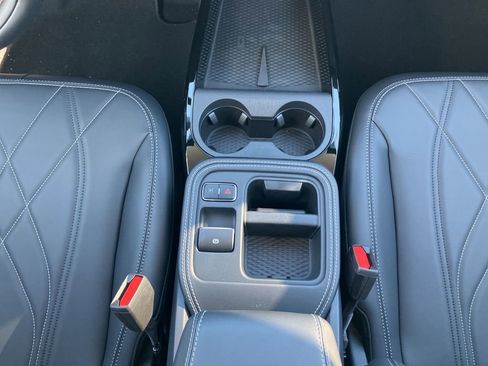 New 2025 Ford Mustang Mach-E Select image 23