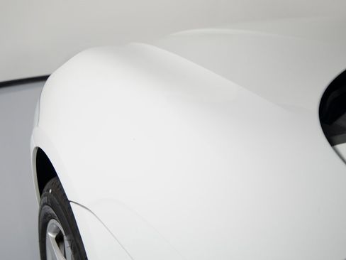 Certified 2020 Porsche Macan image 38